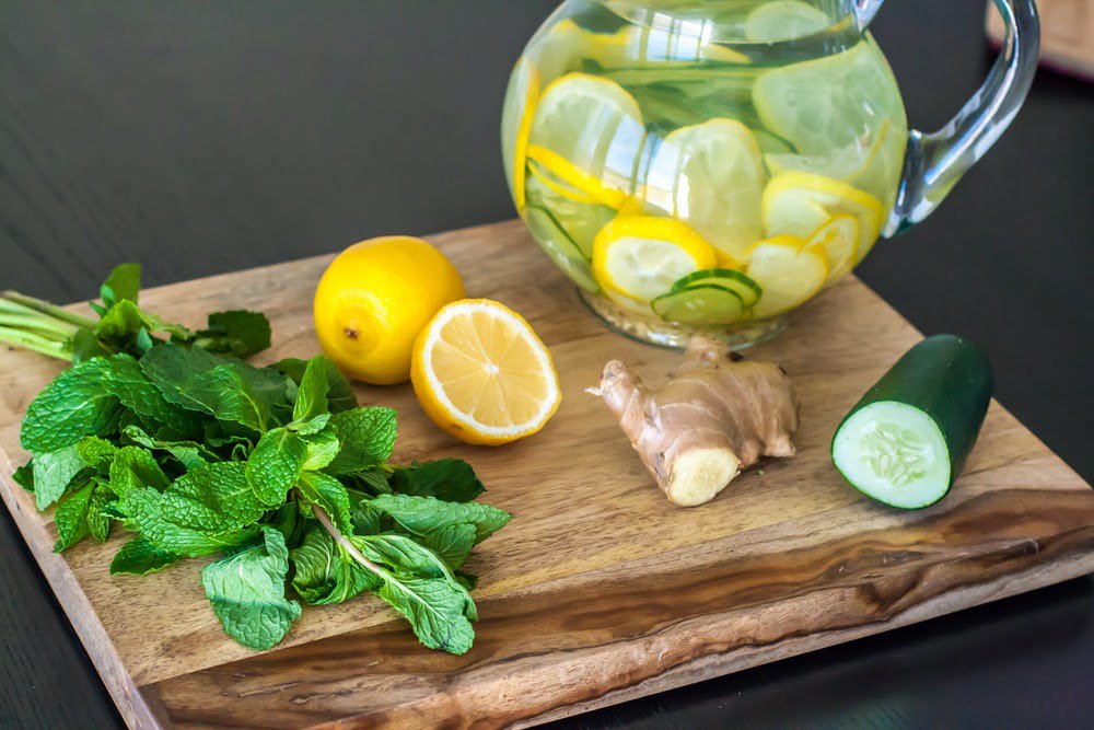 Agua de jengibre, pepino y limón para bajar 7 kilos en una semana