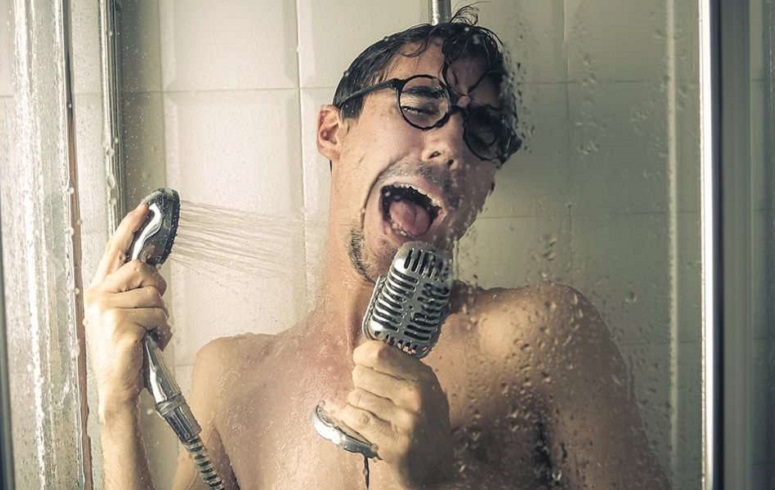 ¿Te gusta cantar en la ducha? ¡Estas son las mejores canciones para cantar mientras te bañas!