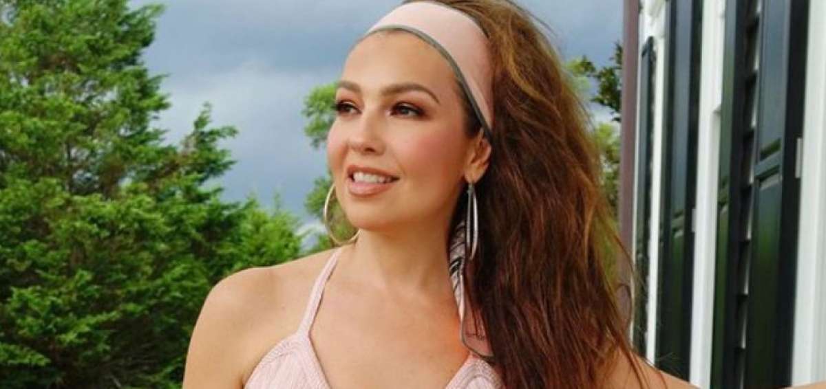 Thalía convierte en canción su reciente vídeo viral ''Me oyen, me escuchan''