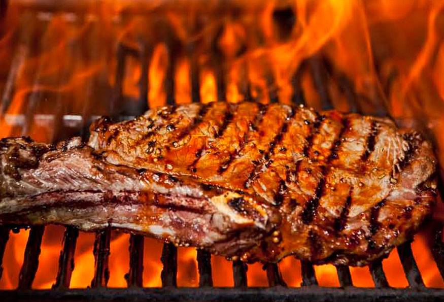 Estas dos enfermedades pueden generarse por comer carne a la brasa