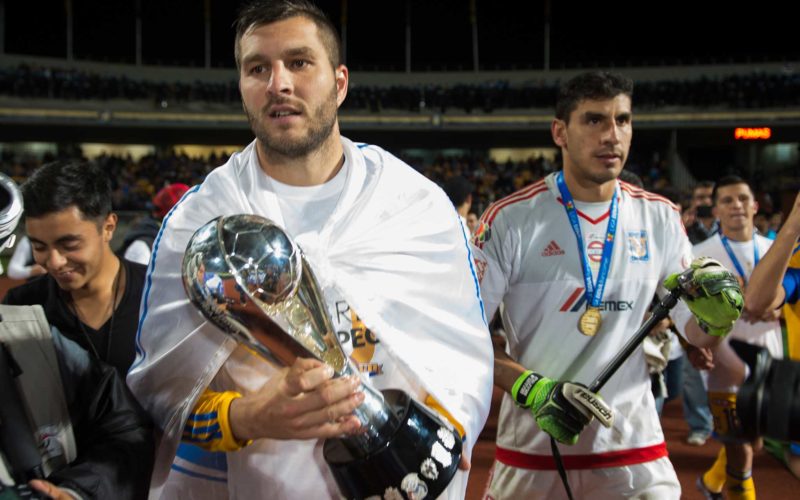 Gignac sigue haciendo de las suyas y los arbitro muy bien gracias