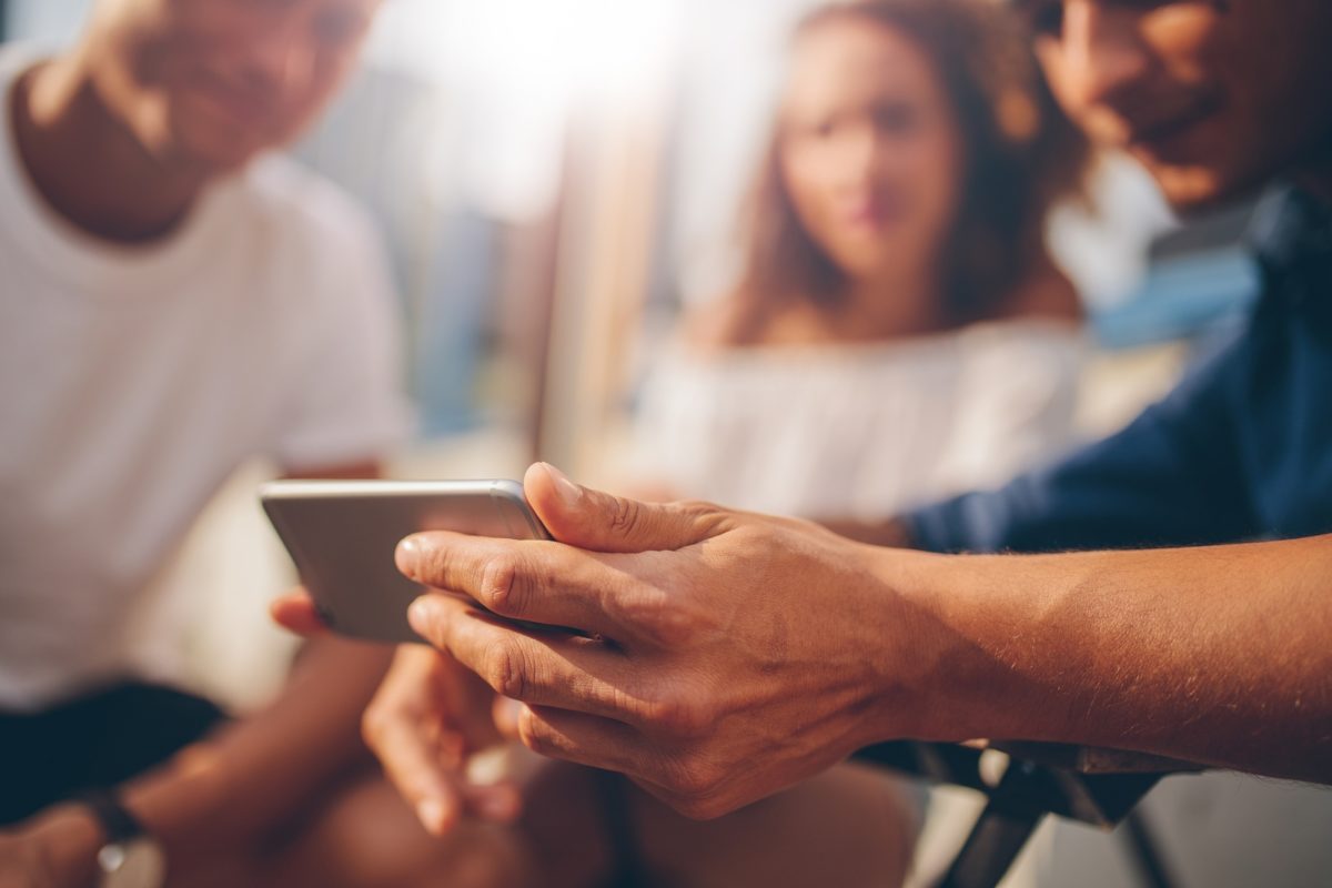 Científicos estudiaron a personas que no usan redes sociales: esto es lo que aprendieron