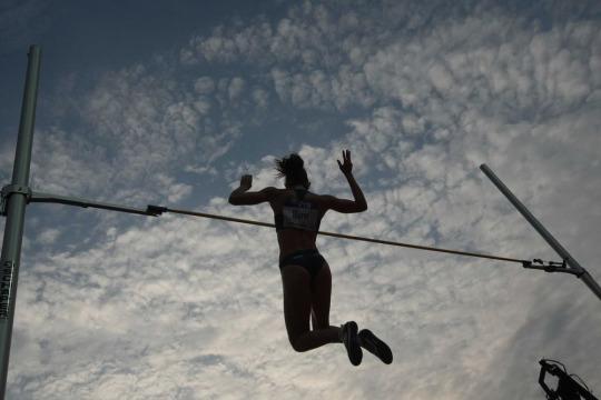 Tragic accident leaves pole-vaulting champ a paraplegic