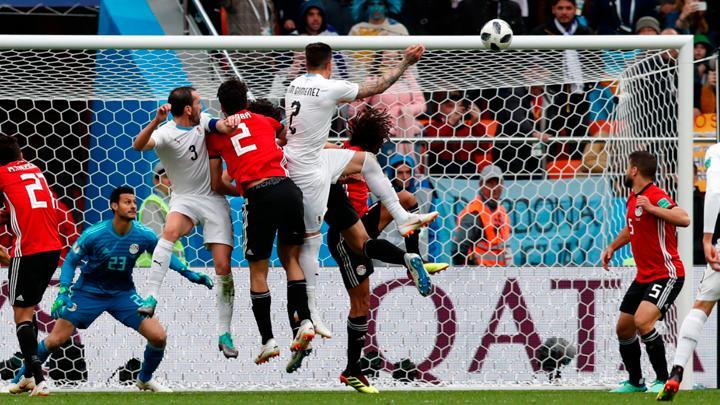 Uruguay vence a último minuto a selección de Egipto y Portugal empata a minutos del final 